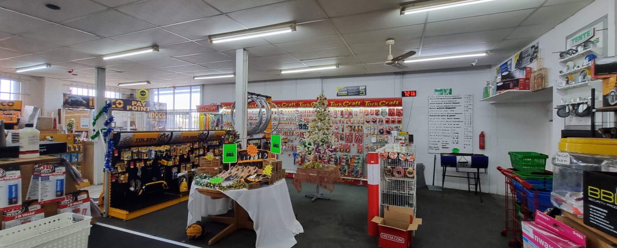 Inside Montague Gardens Hardware and Steel